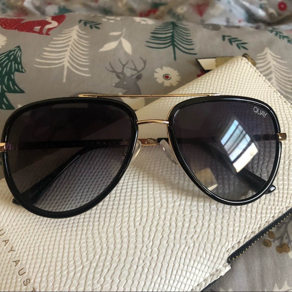 Quay Australia x JLO ALL IN AVIATORS